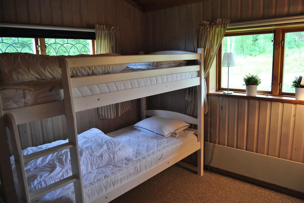Orsastuguthyrning-Hoeglunda Habitación foto