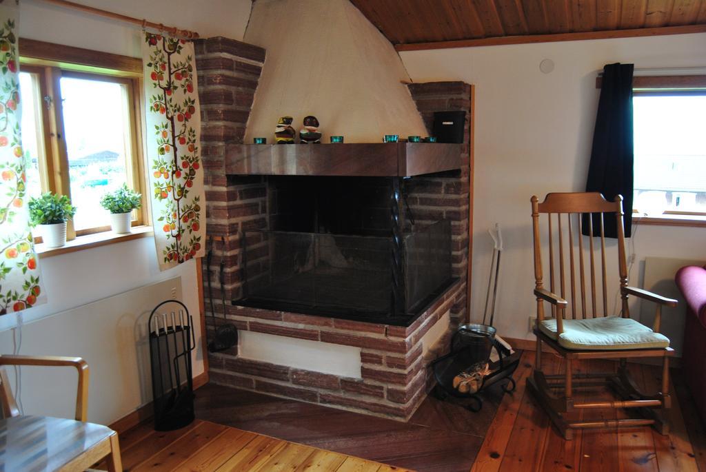 Orsastuguthyrning-Hoeglunda Habitación foto